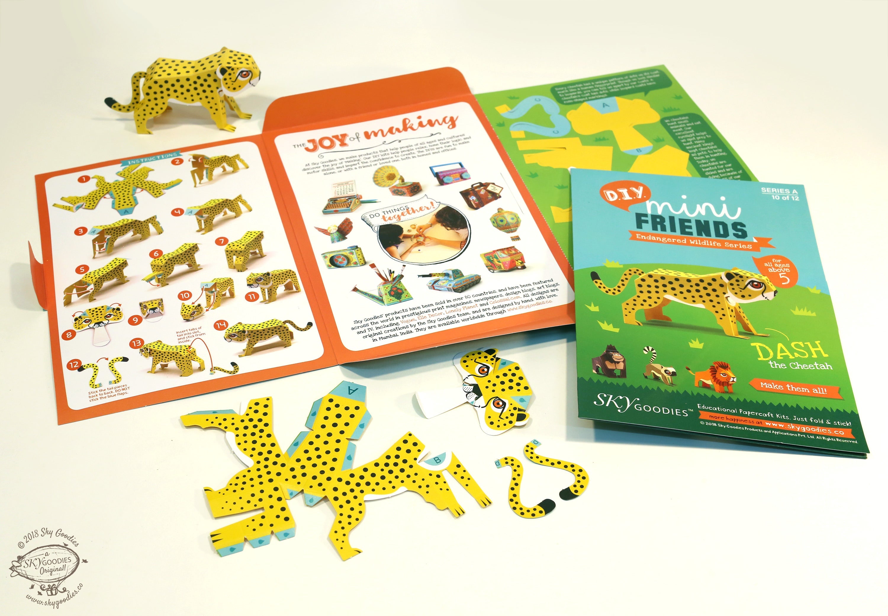Mini Cheetah Animal Paper Craft Kit