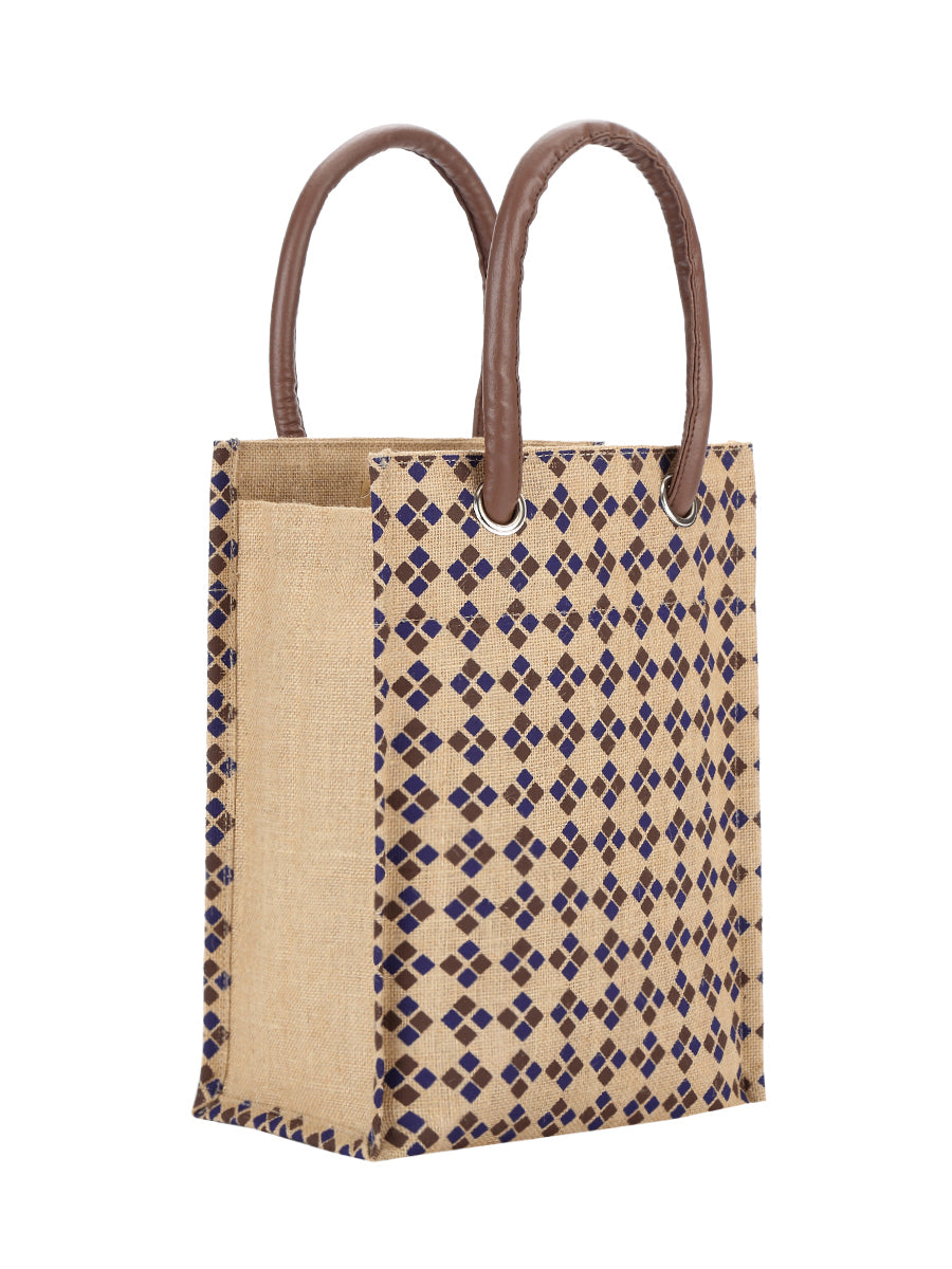 Jute Cottage Diamond Print Big Eyelet Lunch With Bottom Board