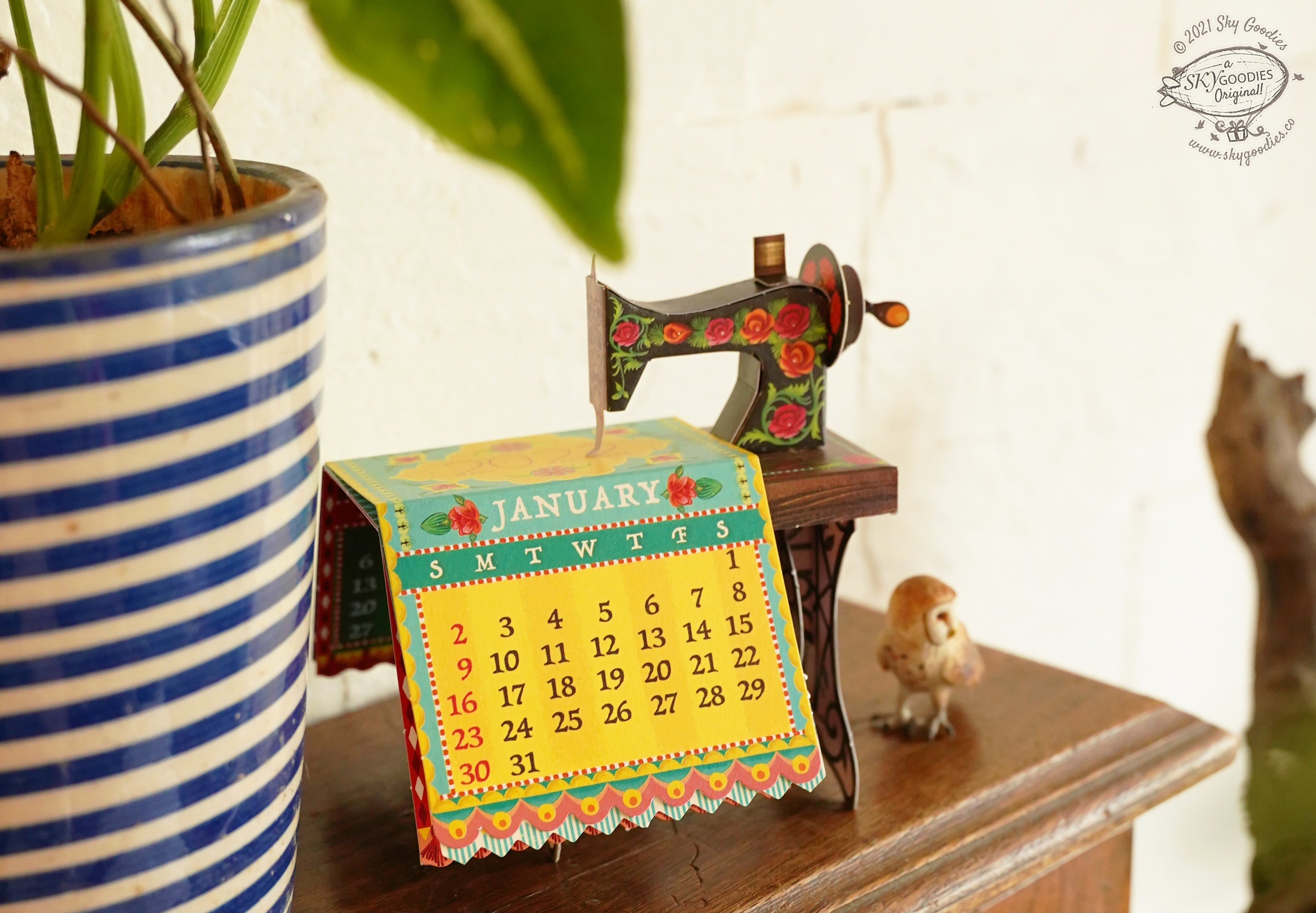 Mini Sewing Machine Desk Calendar 2025 DIY Paper Craft Kit
