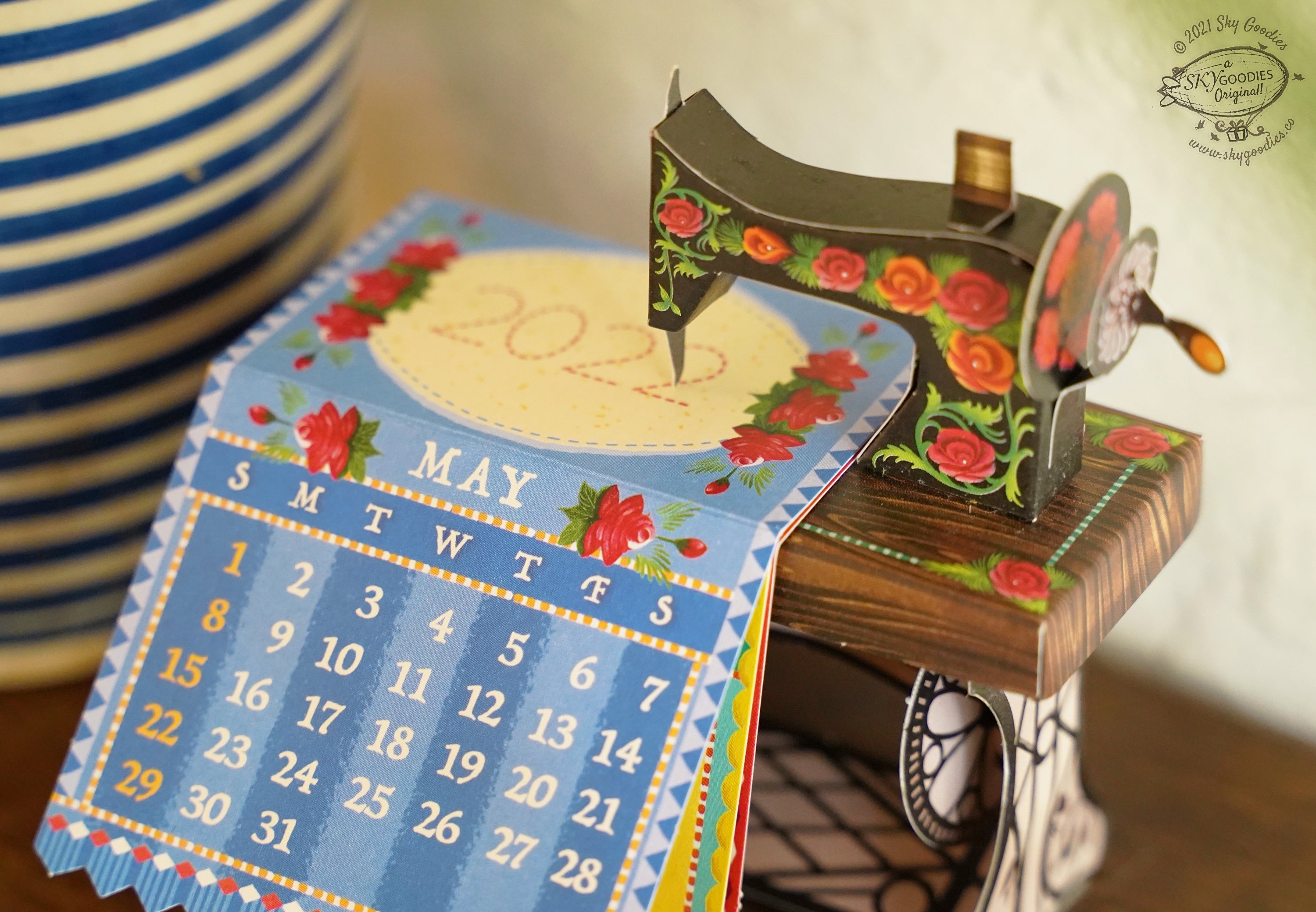 Mini Sewing Machine Desk Calendar 2025 DIY Paper Craft Kit