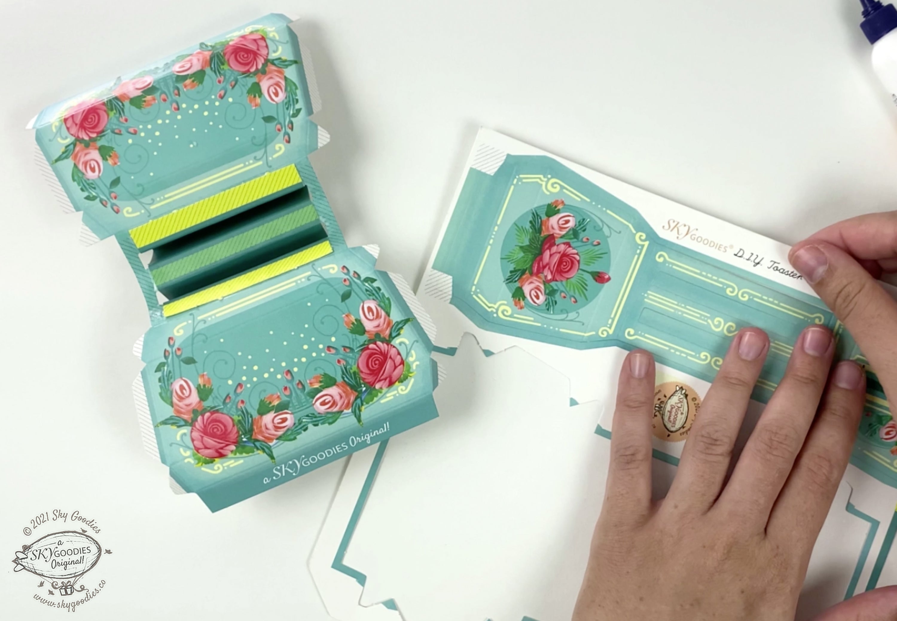 Mini Toaster Desk Calendar 2025 - DIY Paper Craft Kit