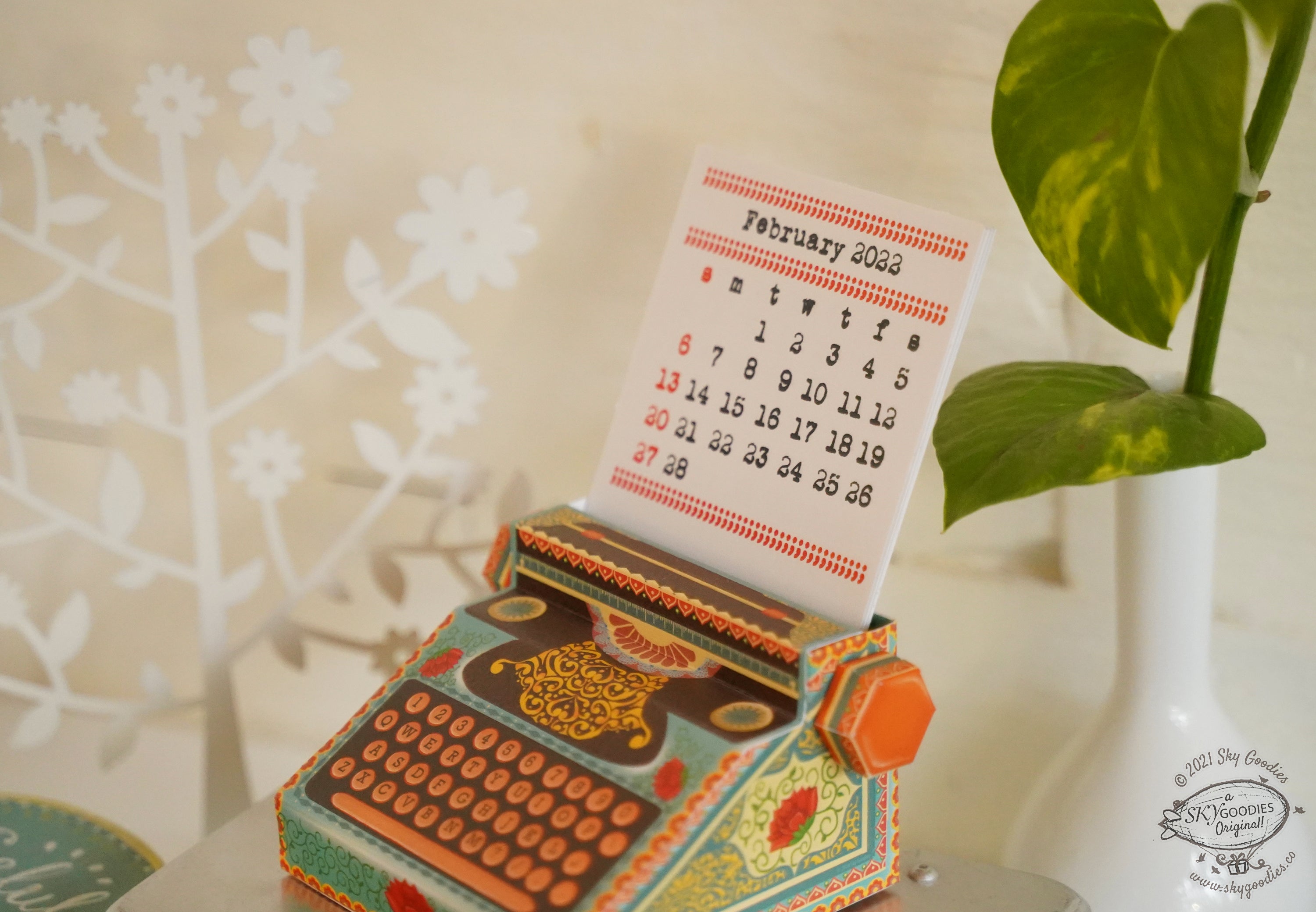 Colourful Typewriter Desk Calendar 2025 & 2026 DIY Paper Craft Kit