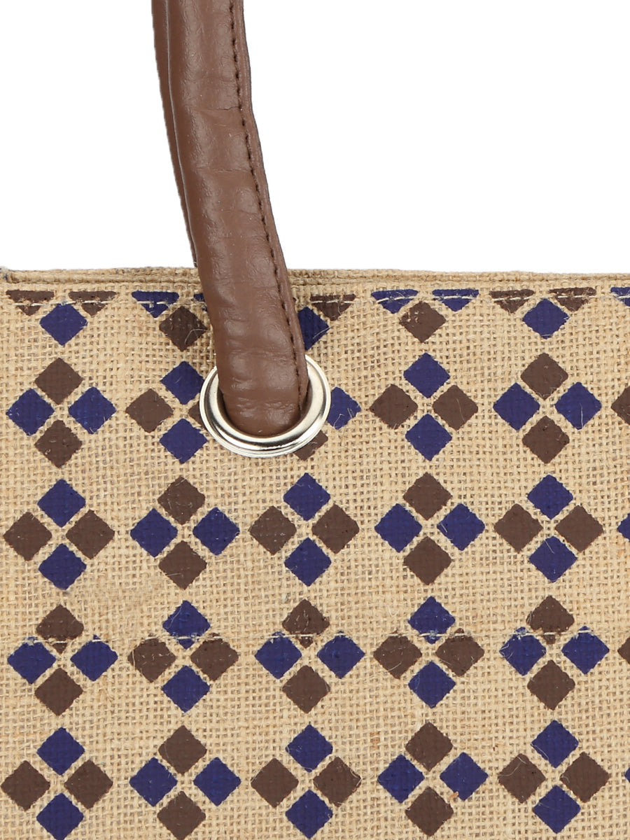 Jute Cottage Diamond Print Big Eyelet Lunch With Bottom Board