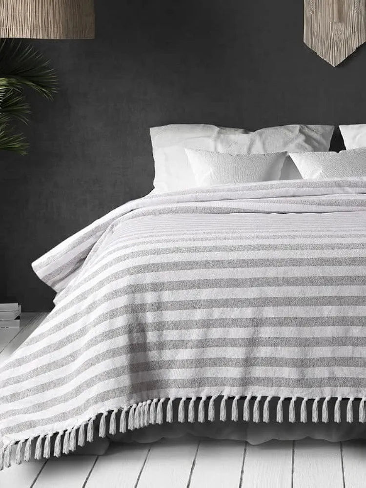 Sashaa World Striped Throw Bedcover Colour Natural
