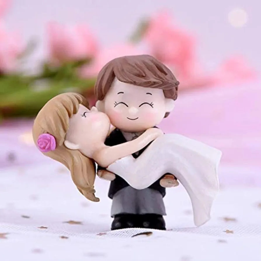 Satyam Kraft 1 Set Romantic Couples Resin Figurines Valentine's Day Gifts for Girlfriend & Boyfriend