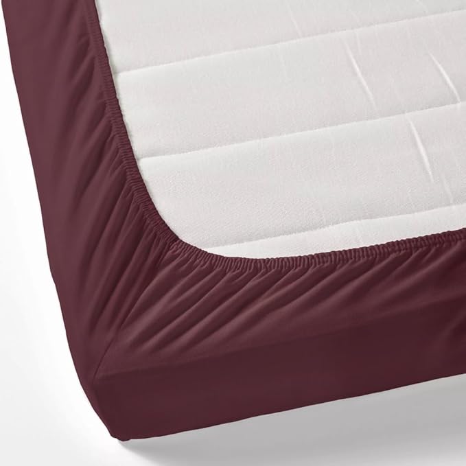 Haus & kinder Cotton Elastic Fitted Bedsheet King Size 2 Pillow Covers colour Wine