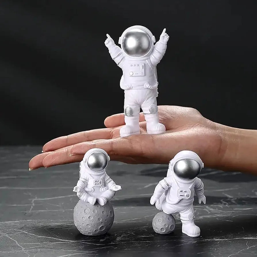 Street27 Resin Astronaut Spaceman Statue Ornament Alphabet Figurine Decors Set Of 3