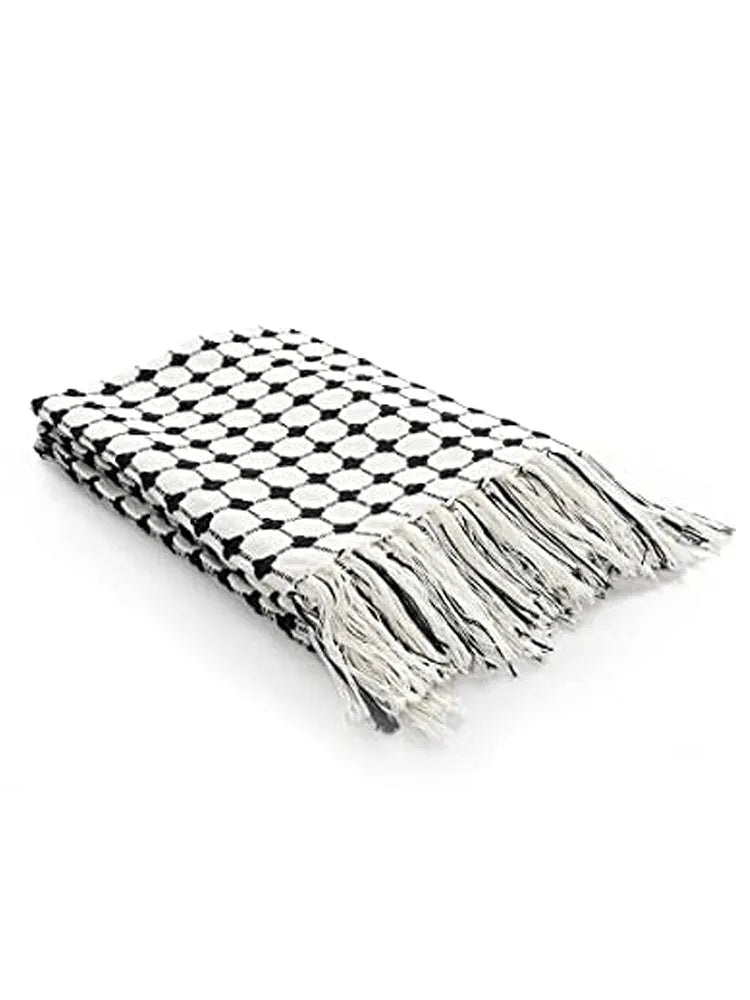 Sashaa World Striped Super Soft & Breathable Throw Blanket Colour White/Black