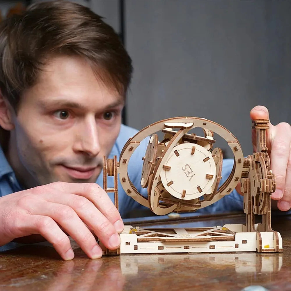 UGEARS STEM Random Generator Model Kit - Creative 3D Wooden Puzzles for Adults, Teens and Children - DIY Mechanical Science Kit for Self Assembly - Educational and Engineering 3D Puzzles with App