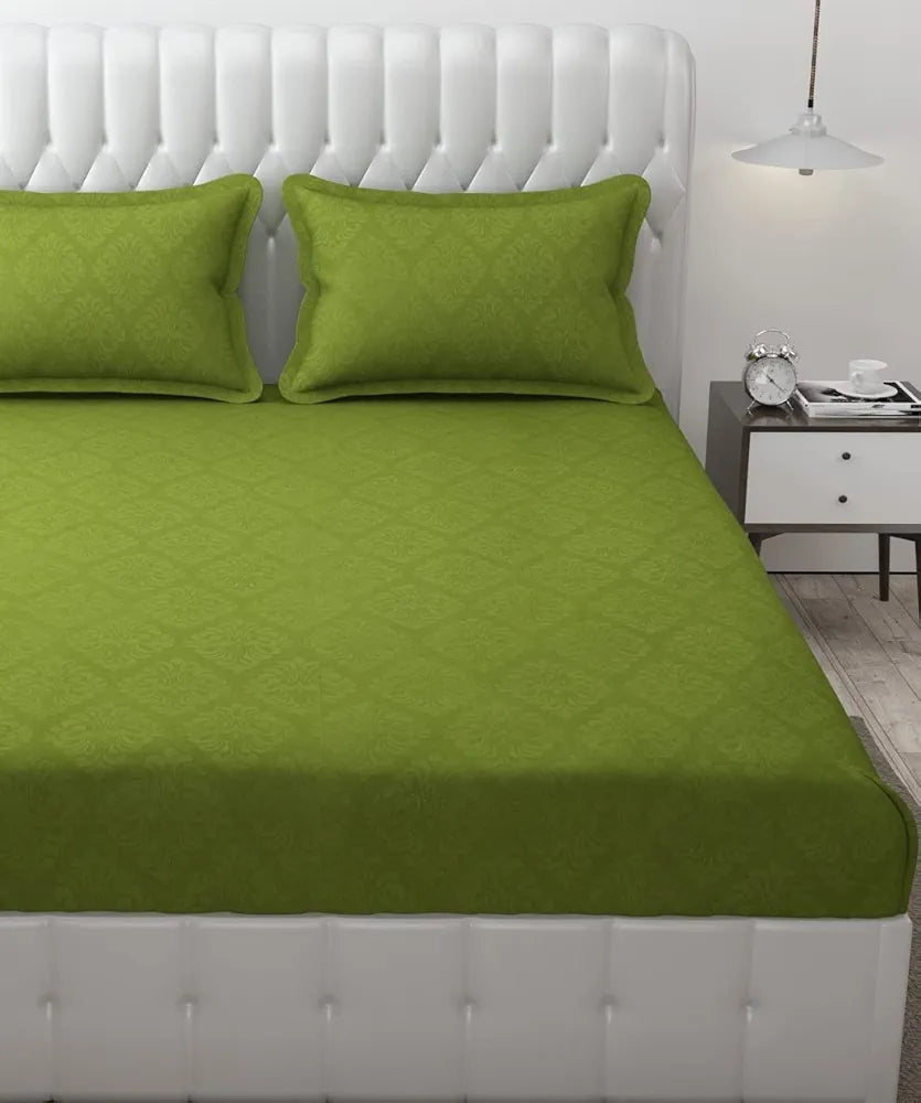 Fresh From Loom King Size Microfiber Bedsheet Set-Rotary With 2 Pillow Covers 144 TC Corn Green Damas