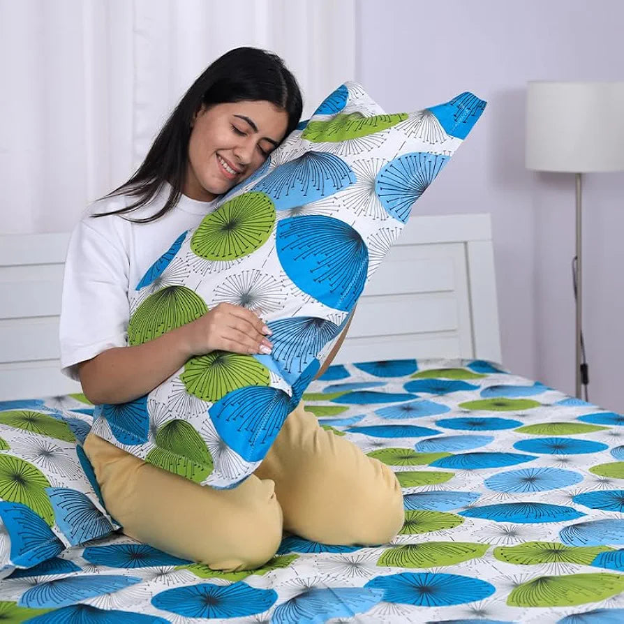 Divine Casa 144 TC 100% Cotton King Bedsheet with 2 Pillow Covers Floral Pattern Colour Cyan