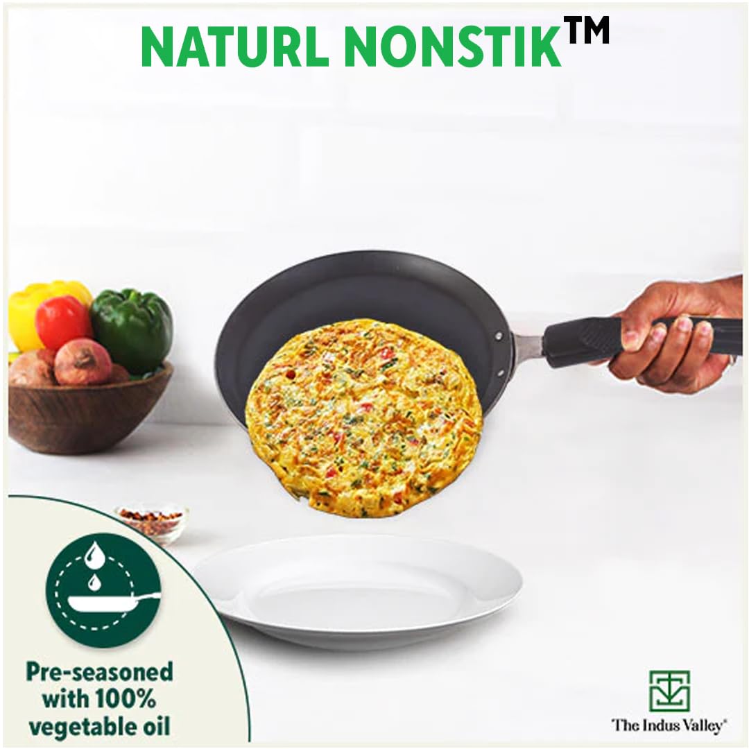 The Indus Valley Pre-Seasoned Iron Omlette Pan With Bakelite Handle