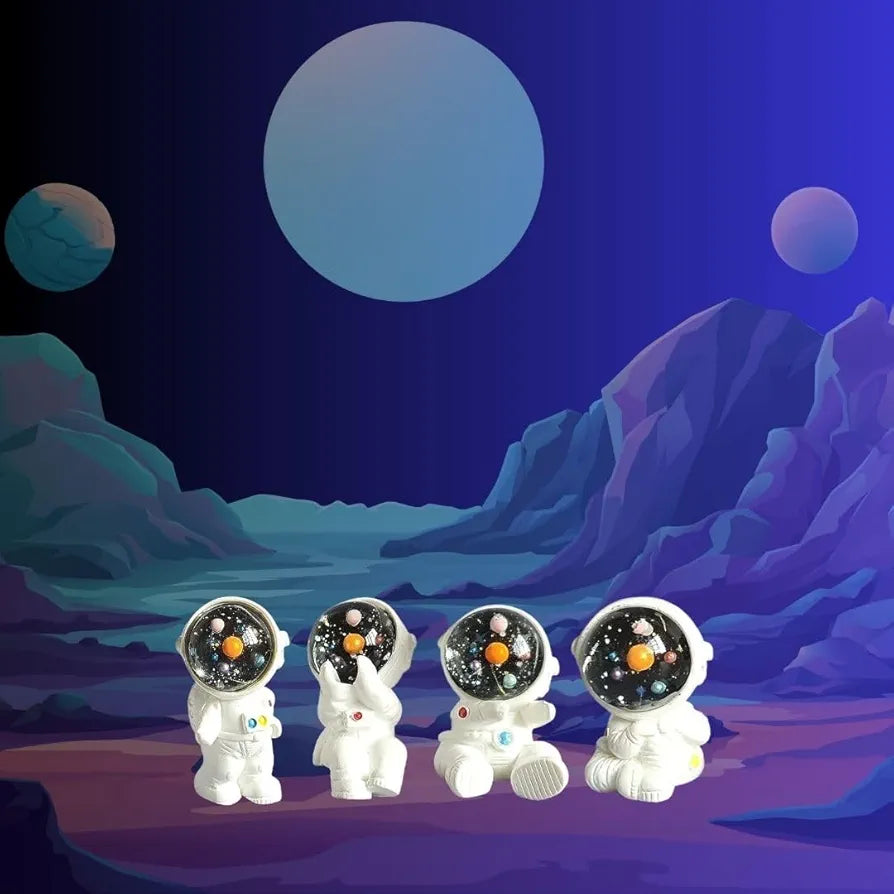 Satyam Kraft Resin 1 Set  Astronaut Figurines Outer Space-Themed Action Figures