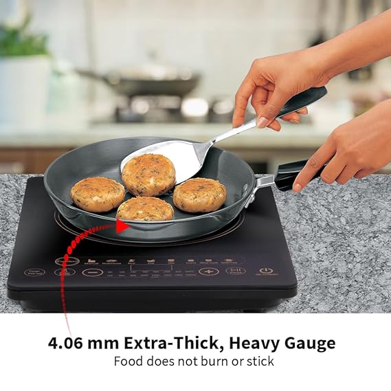 Hawkins Futura 22 cm Frying Pan Hard Anodised Fry Pan with Stainless Steel Lid