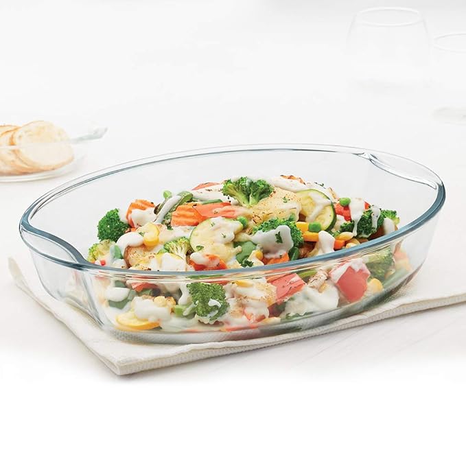 Borosil Borosilicate Glass Oval Baking Oven & Microwave Safe Dish | 2.5 Litres | Transparent