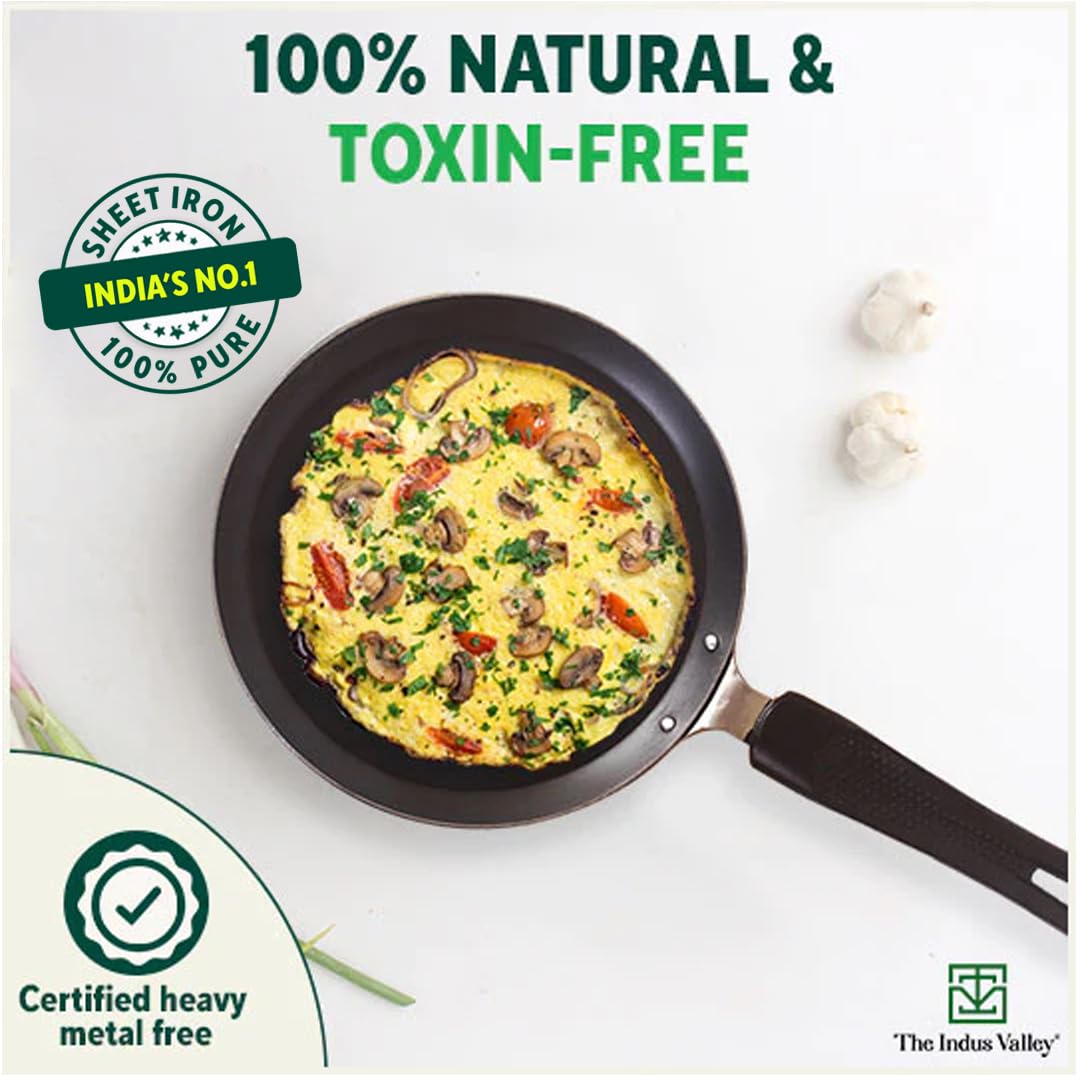 The Indus Valley Pre-Seasoned Iron Omlette Pan With Bakelite Handle