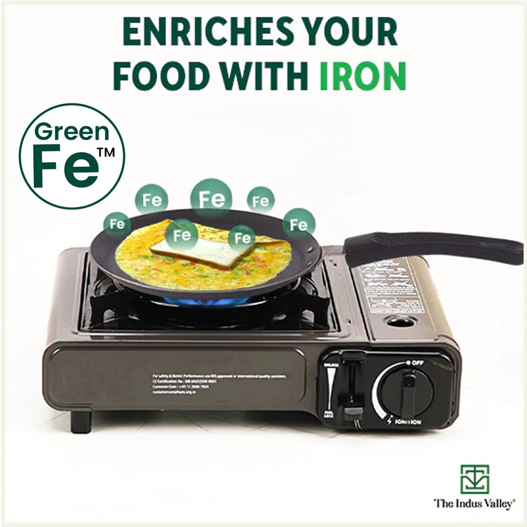 The Indus Valley Pre-Seasoned Iron Omlette Pan With Bakelite Handle