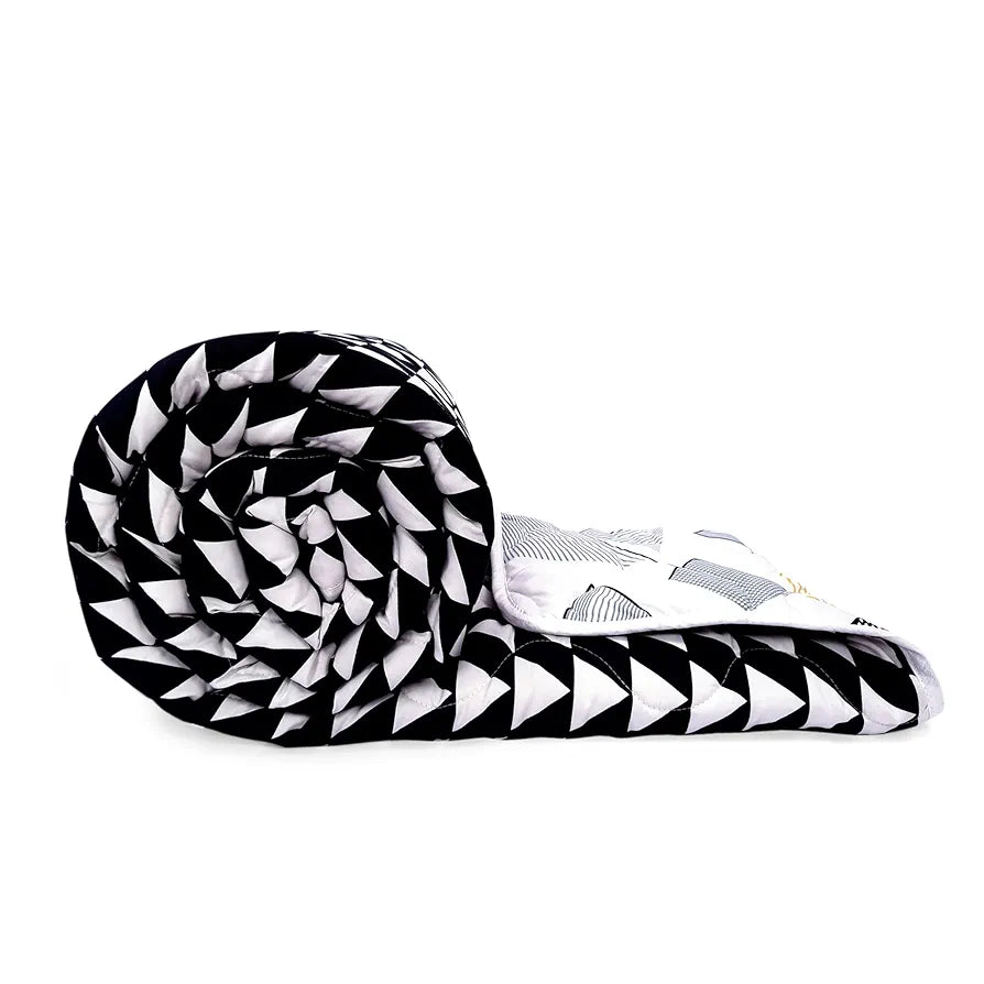 Divine Casa Microfiber 150 GSM Reversible Double Bed Comforter Ultra Soft & Lightweight Blanket Colour Black Bean