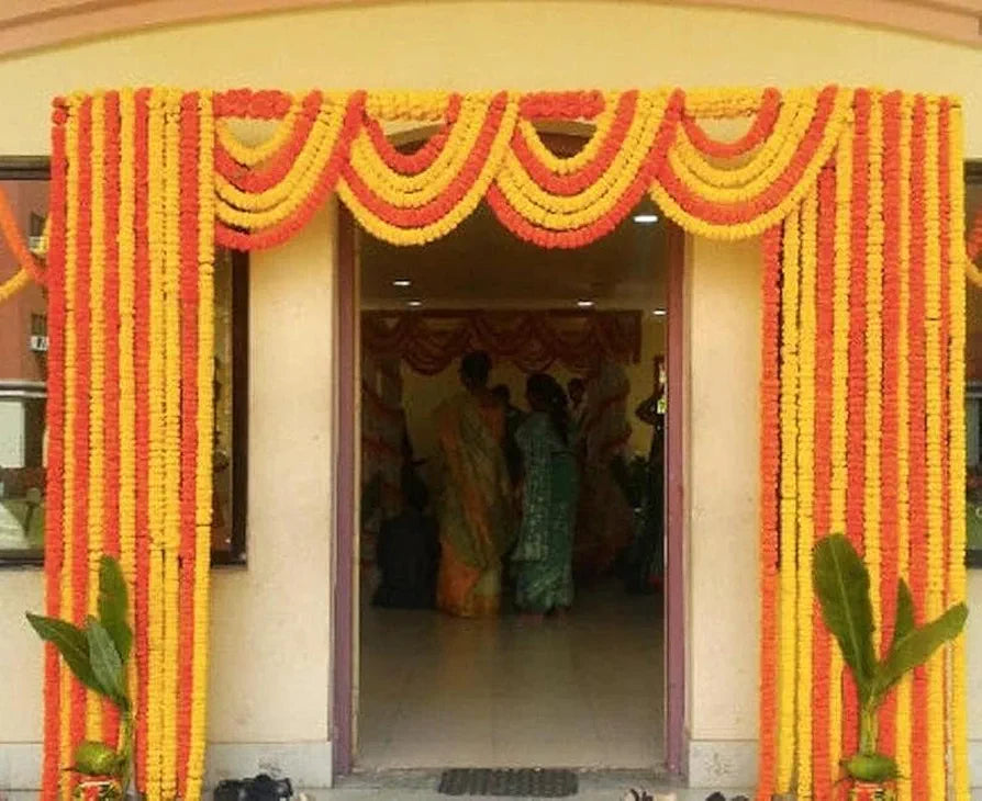 Artificial Marigold Flowers Long Marigold Garlands 4.8 Feet Long Yellow 5 Strings