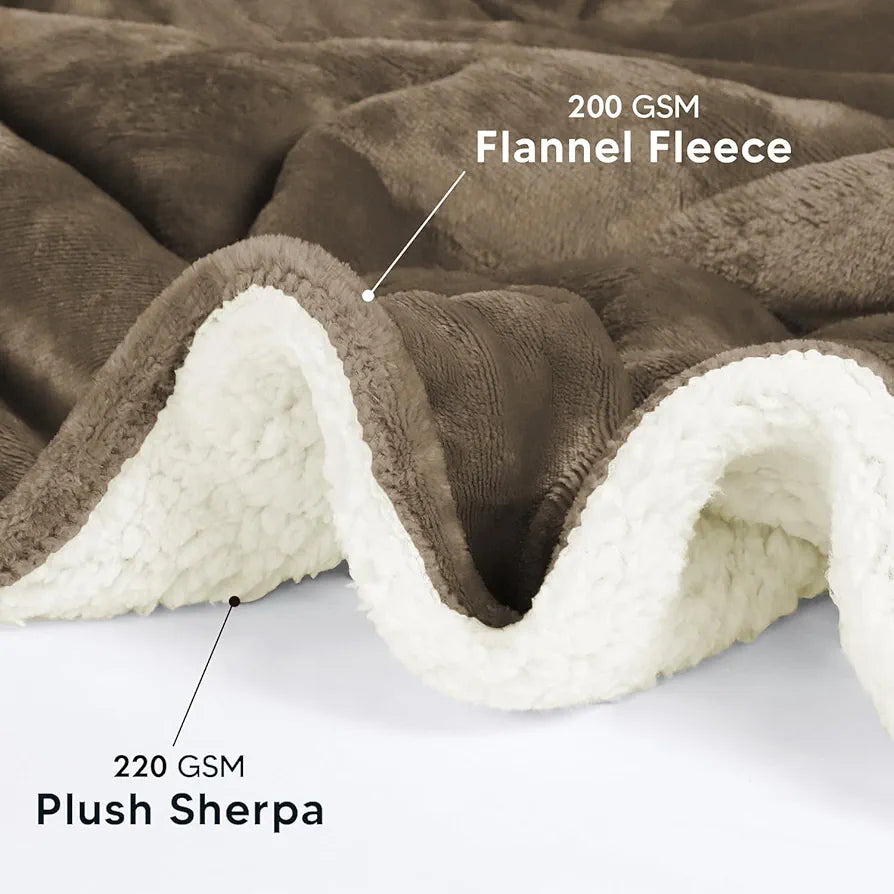 Cloth Fusion Fleece Sherpa Blanket for Winter Double Size Soft King Size Quilt Blanket Golden Beige