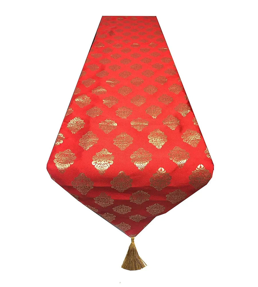 Pink Parrot 1-piece Polyester Dopian Silk Table Runner Colour Red