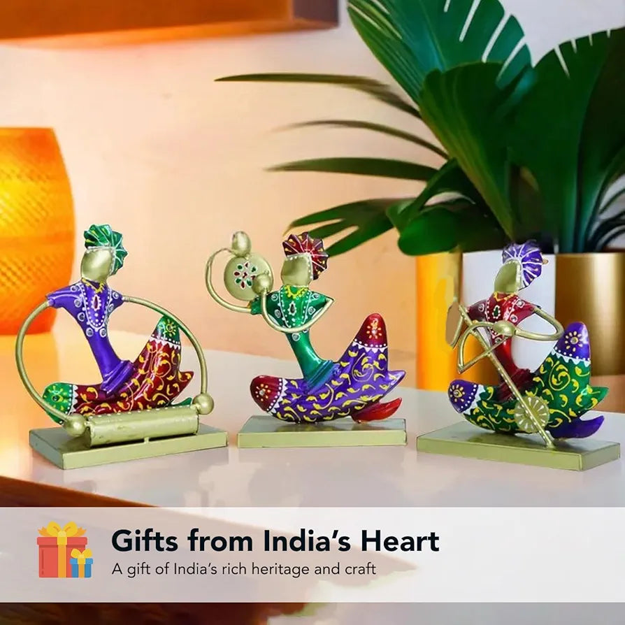 Ekhasa Nostrae Metal Show Pieces Rajasthani Musicians 6