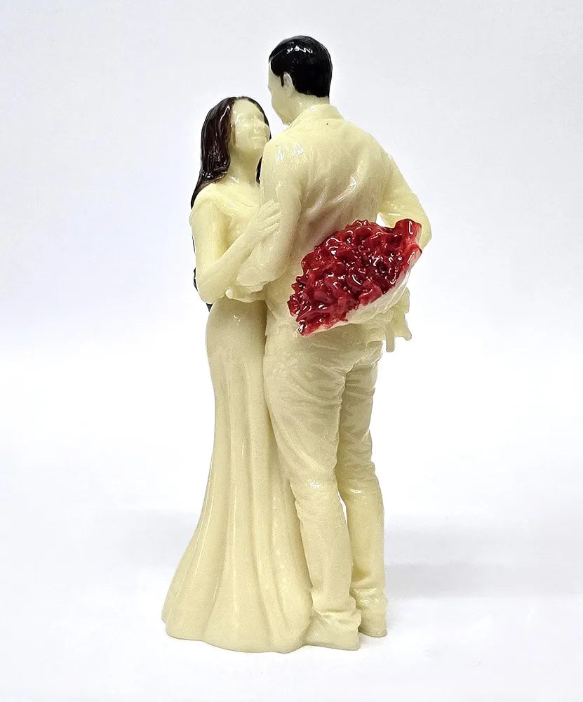 Gold Art India Couple Figurine Ivory Finish Shining Red Flower Bouquet