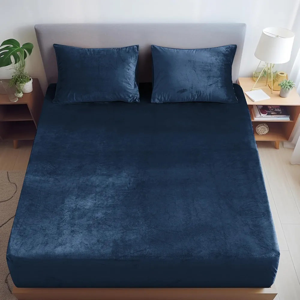 Cloth Fusion 200 TC Warm Winter Elastic Fitted Bedsheet for Double Bed King Size with 2 Pillow Covers Navy