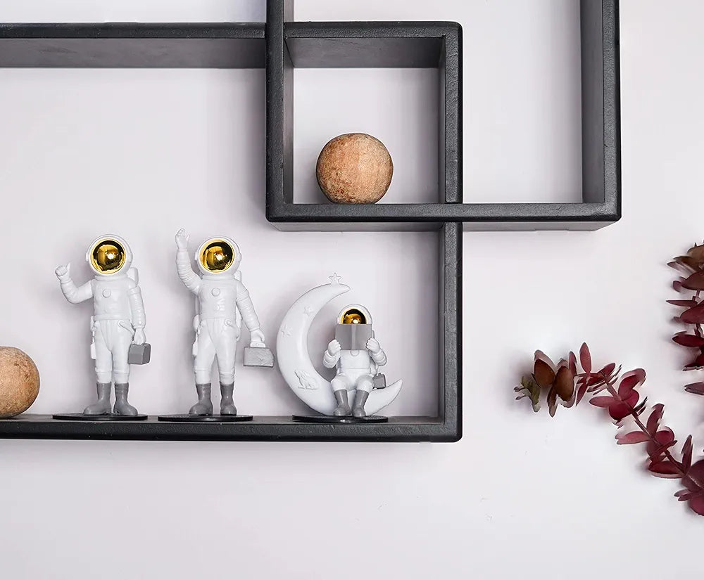 Street27 Resin 3Pcs Astronaut with Moon Figurine Mirror Spaceman Ornament