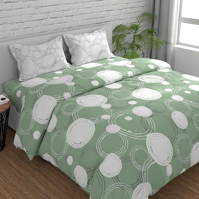 Huesland by Ahmedabad Cotton 144 TC King Size Bedsheet Cotton with 2 Pillow Covers | Sphere | Green & Off White