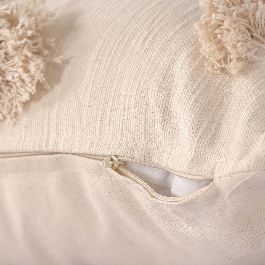 Sashaa World Colour Natural Elegance Cushion Covertufted Pom-pom Delight Cushion Cover