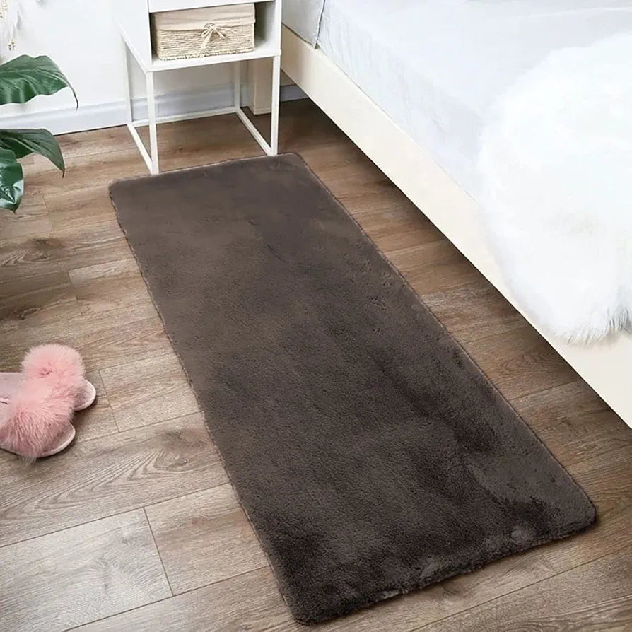 Luxe Home International Ruffle Bath Runner 2 X 5 Ft Colour Cocoa