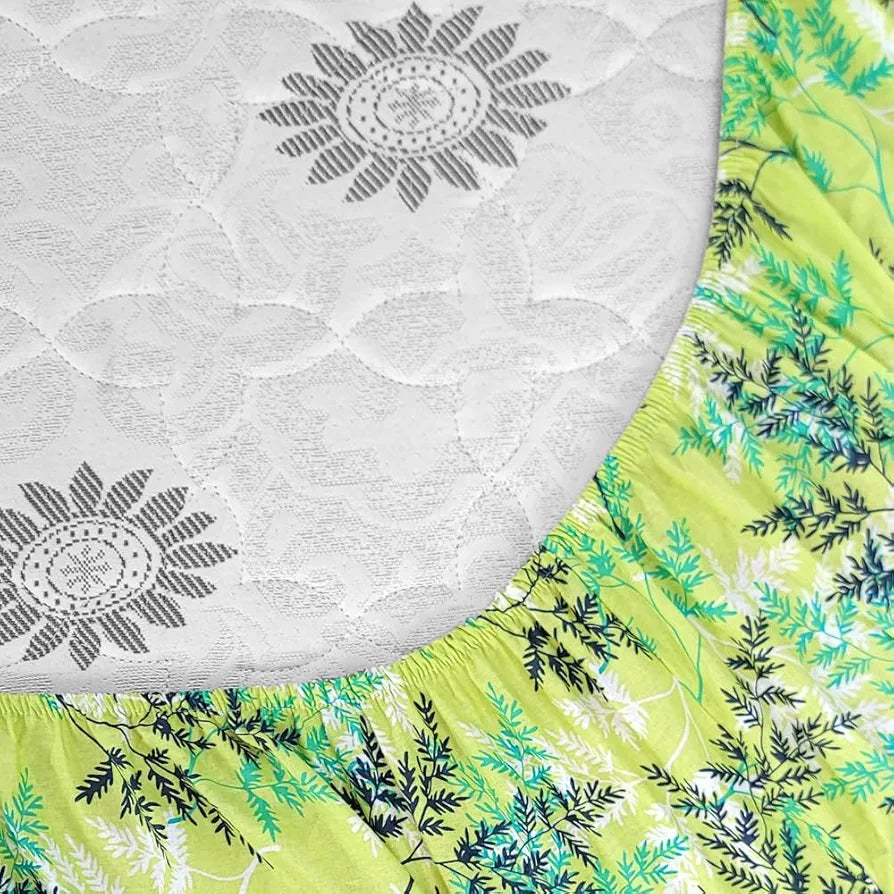 Divine Casa 144 TC 100% Cotton Floral Green Cotton Lightweight Elastic Fitted Double Bedsheets Colour Lime Punch