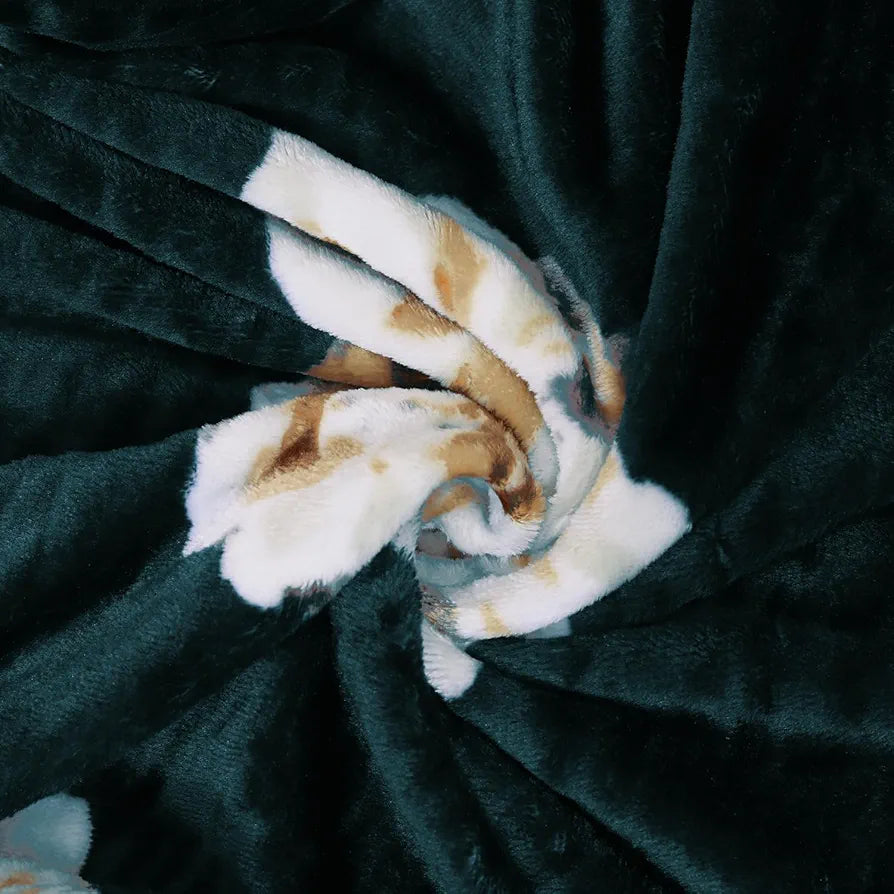 Cloth Fusion 190 TC Warm Winter Bedsheet for Double Bed King Size with 2 Pillow Covers Botanical Green