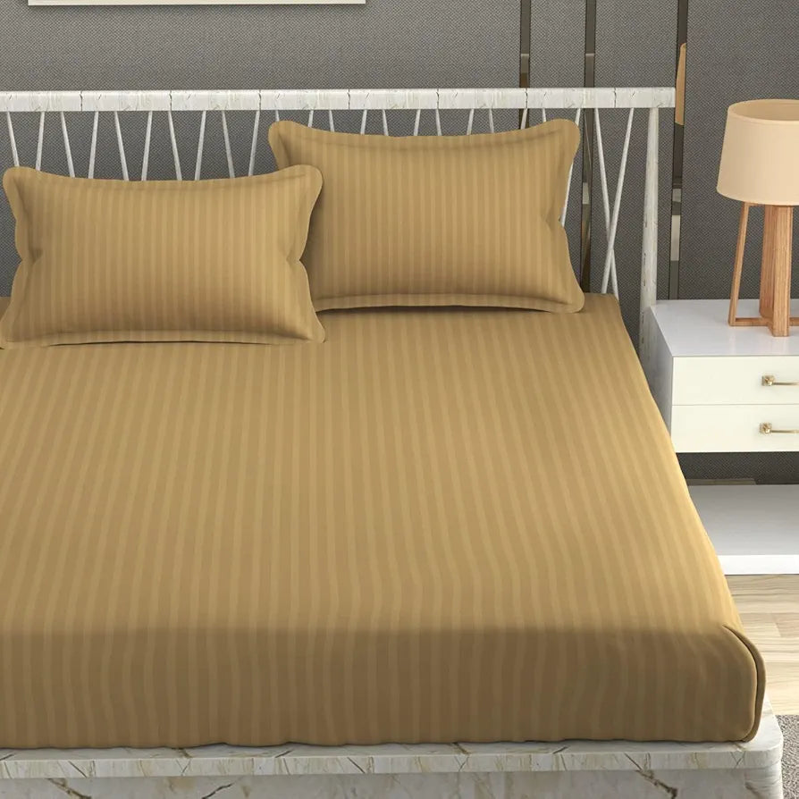 Fresh From Loom Breathable Queen Size Flat Solid Bedsheets Hotel & Home Double Bedsheet Set With 2 Pillow Covers 144 TC