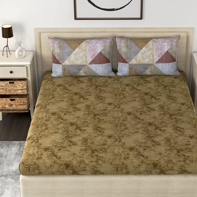 Huesland by Ahmedabad Cotton 186 TC Cotton Bedsheet for Double Bed King Size with 2 Pillow Covers | Green Ochre, Grey & Mulberry