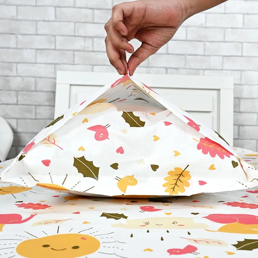 Divine Casa 144 TC 100% Cotton Single Bedsheet with 1 Pillow CoverAbstract Pattern Colour Marlin White