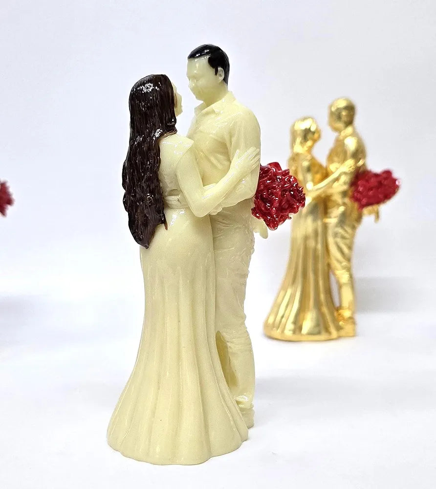 Gold Art India Couple Figurine Ivory Finish Shining Red Flower Bouquet