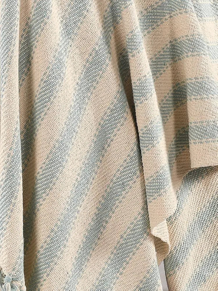 Sashaa World Striped Sofa Throw Medium with Tasselled Edges Colour Ice Blue