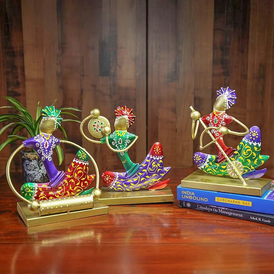 Ekhasa Nostrae Metal Show Pieces Rajasthani Musicians 6