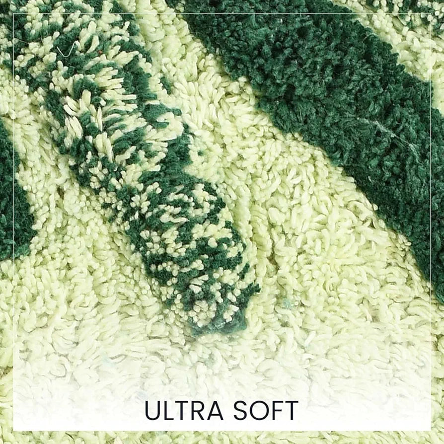Sashaa World Cotton Leaf Patterned Bathmat Soft Absorbent & Cozy Colour Green
