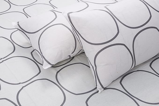 Huesland by Ahmedabad Cotton 144 TC Bedsheet for King Size Bed with 2 Pillow Covers | White (Grey Circles)