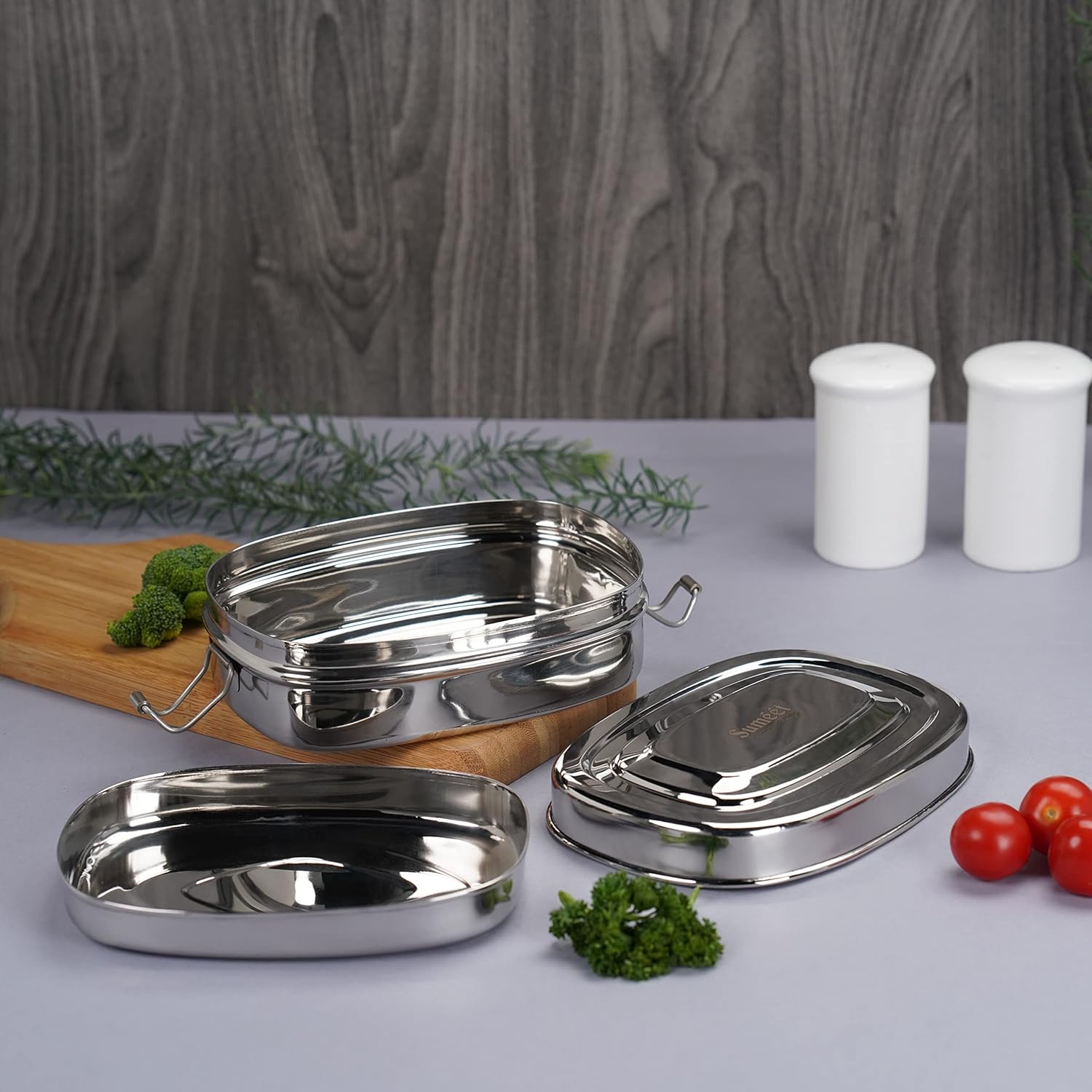 Sumeet Stainless Steel Rectangle Lunch Box/Tiffin 650 ml Silver