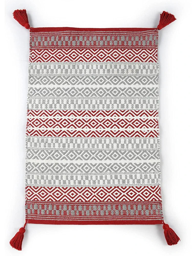 Sashaa World Handwoven Cotton Rug Colour Red and Grey
