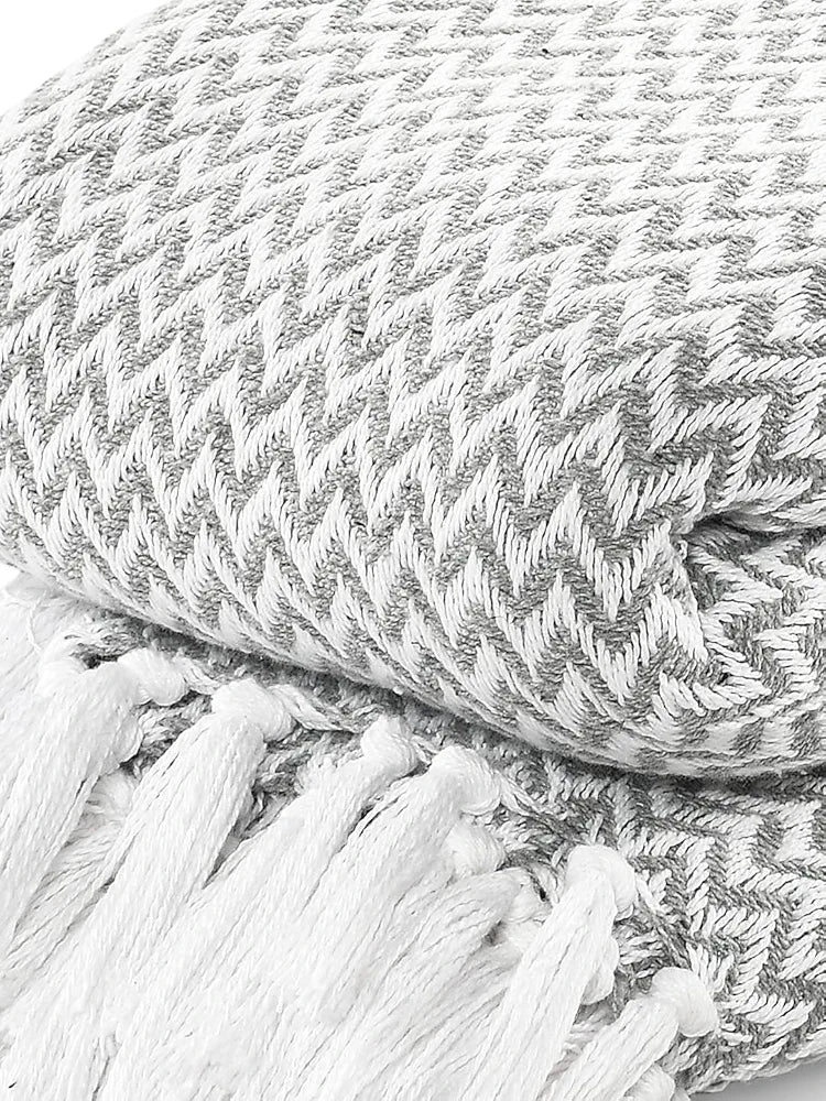 Sashaa World Chevron Throw Blanket Handwoven with Fringes Colour Grey