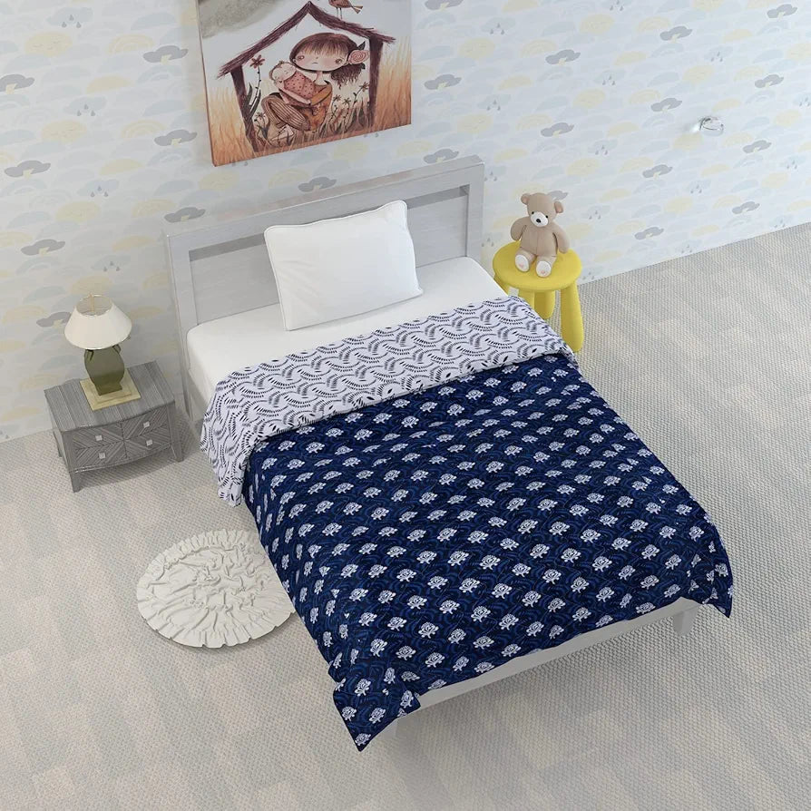 Divine Casa 120 GSM Microfiber Reversible Kids Single Bed Comforter Ultra-Soft Toddler Blanket Colour Medieval Blue