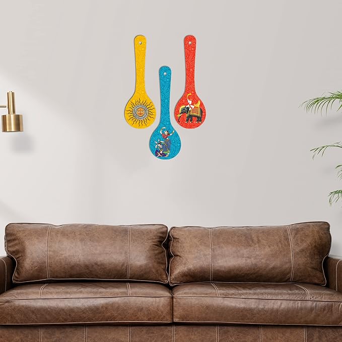 Artvibes Madhubani Art Wooden Wall Hanger for Home | Set of 3