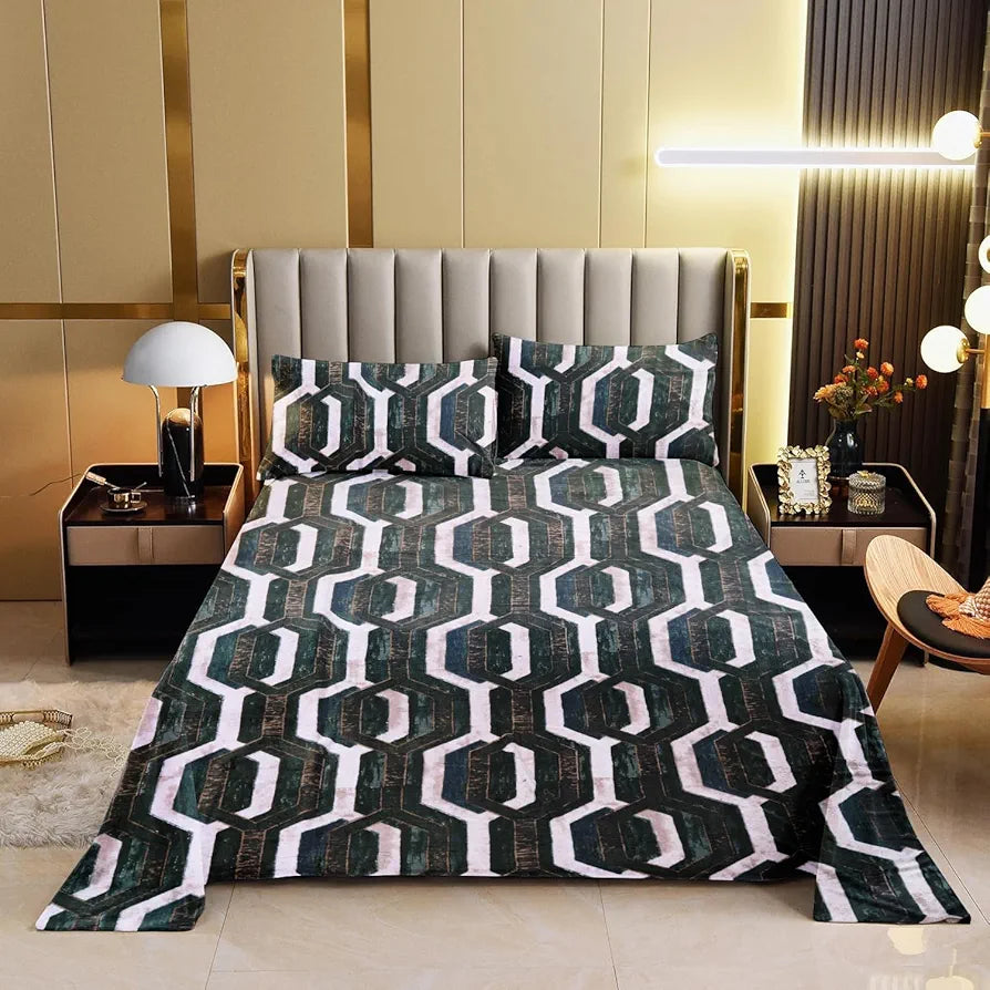 Cloth Fusion 190 TC Warm Winter Bedsheet for Double Bed King Size with 2 Pillow Covers Honeycomb