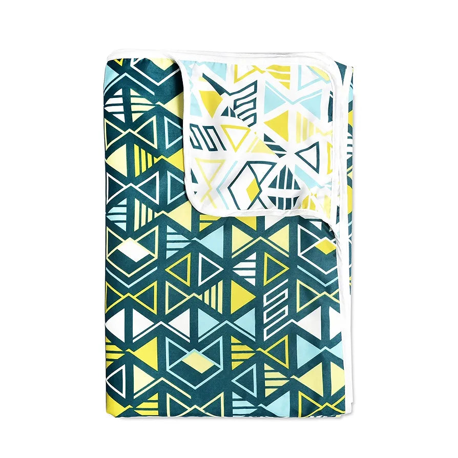 Divine Casa 120 GSM Microfiber Double Dohar Soft & Lightweight Throw Blanket Geometric Maze Pattern Colour Teal Green & White