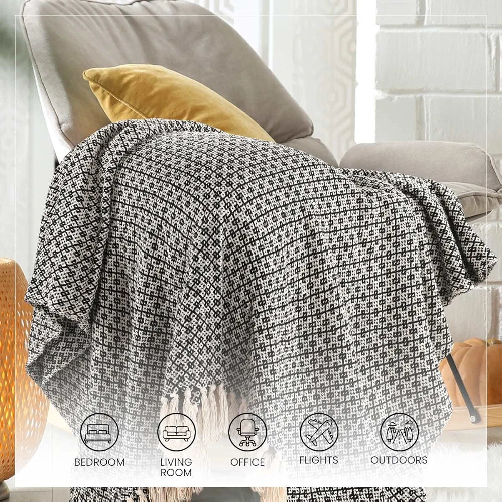 Sashaa World Soft Throw Blanket Colour Black/Natural